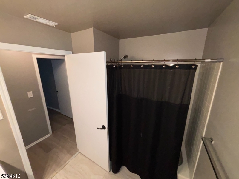 Aspen Manor - Residential Lease