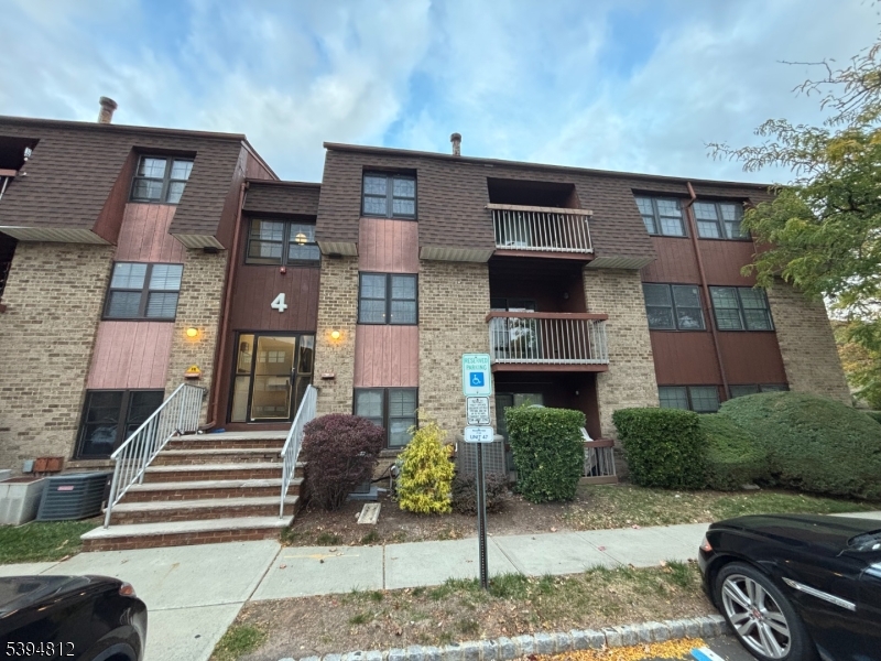 Aspen Manor - Residential Lease