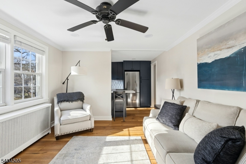 KAHLCREST CONDOMINUMS - Residential