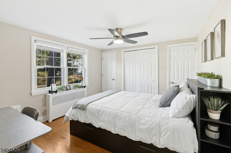 KAHLCREST CONDOMINUMS - Residential