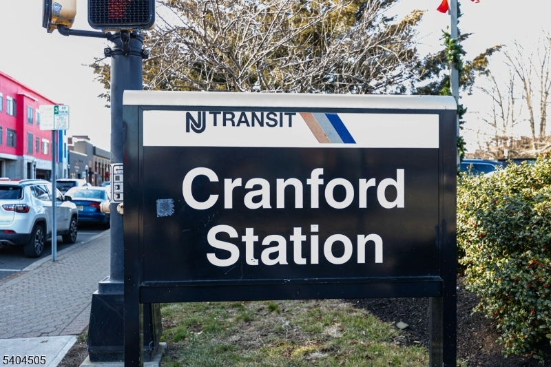 KAHLCREST CONDOMINUMS - Residential