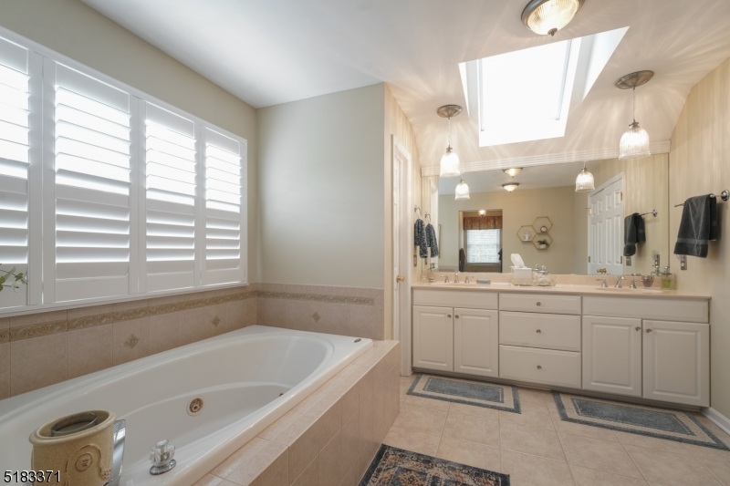 Kings Crossing - Residential