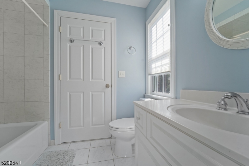 Rolling Hill - Residential