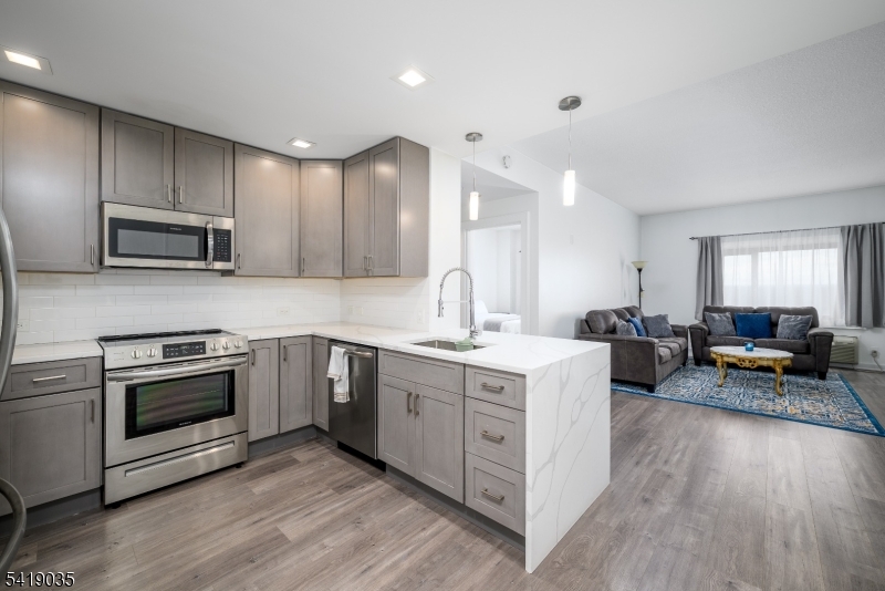 Skyview at Carriage City - Residential