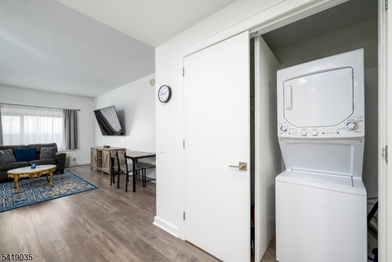 Skyview at Carriage City - Residential