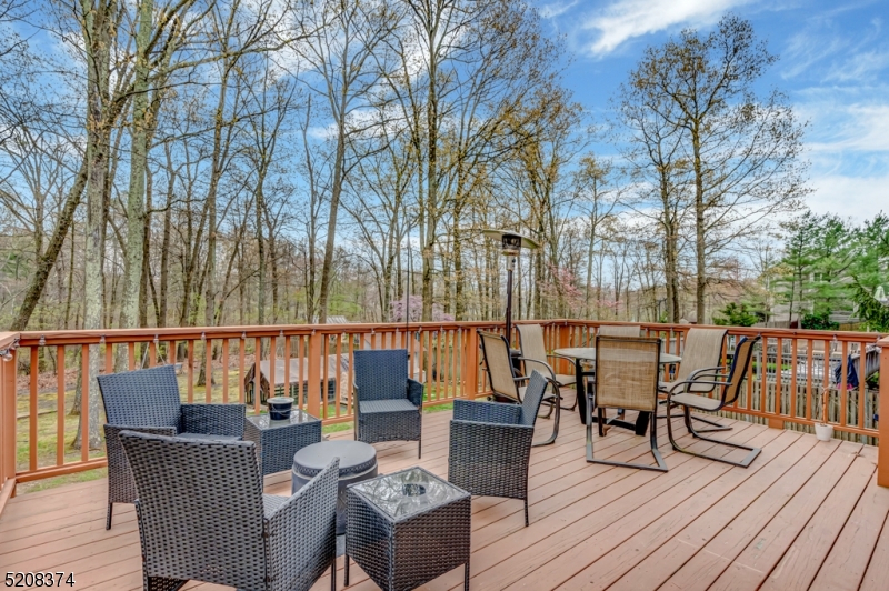 WATER'S EDGE - Residential