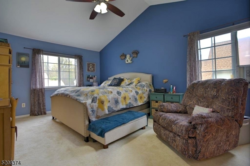 WATER'S EDGE - Residential