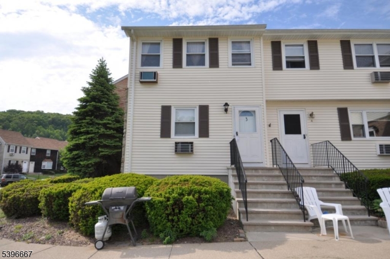 MountainViewManor - Residential Lease