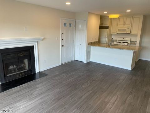 MLS: 3960599