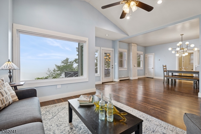 Upper Greenwood Lake - Residential