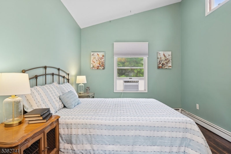 Upper Greenwood Lake - Residential