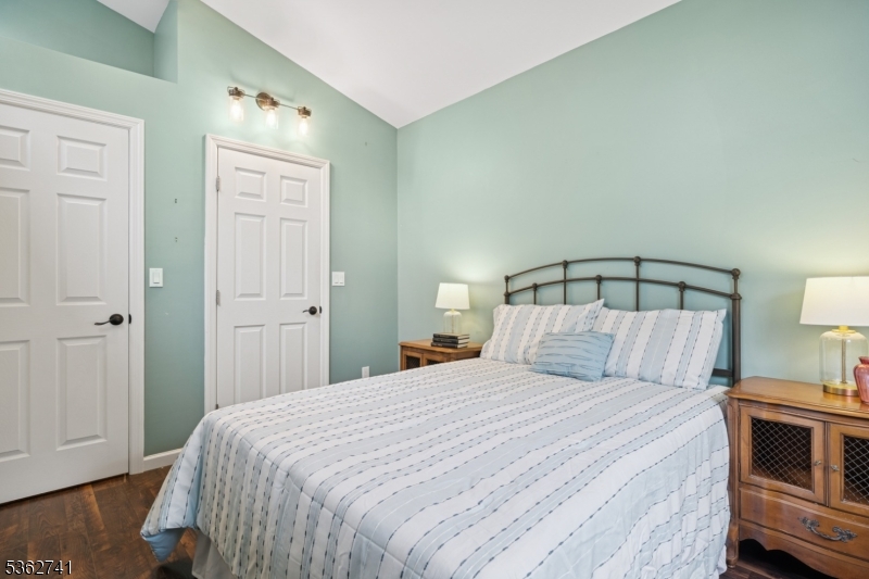 Upper Greenwood Lake - Residential