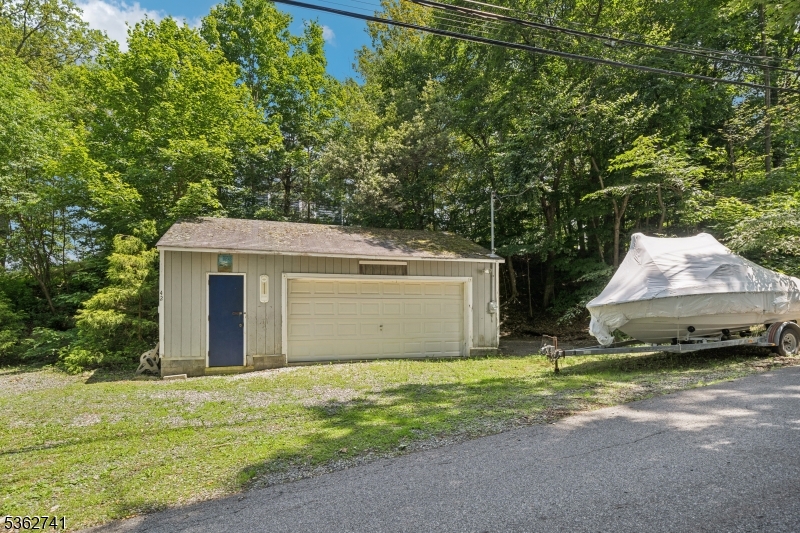 Upper Greenwood Lake - Residential