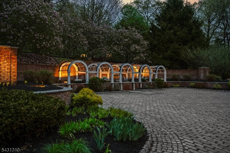 Beacon Hill - Residential