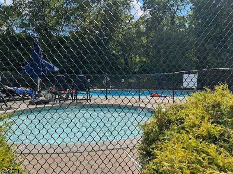 Arrowgate - Residential Lease