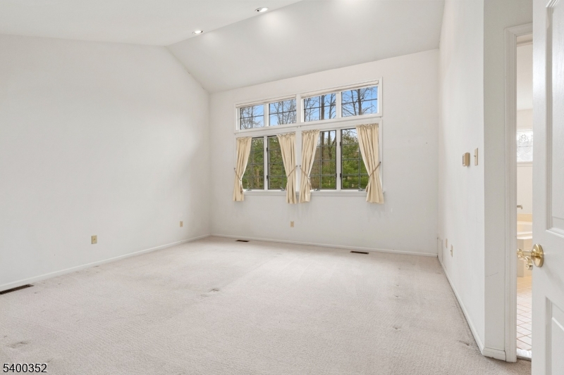 Woodcrest - Residential