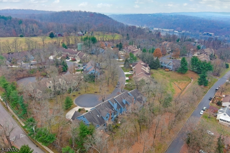 Woodcrest - Residential