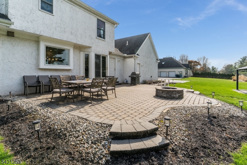 Colnmel Meadows - Residential