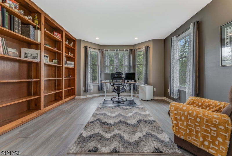 Colnmel Meadows - Residential