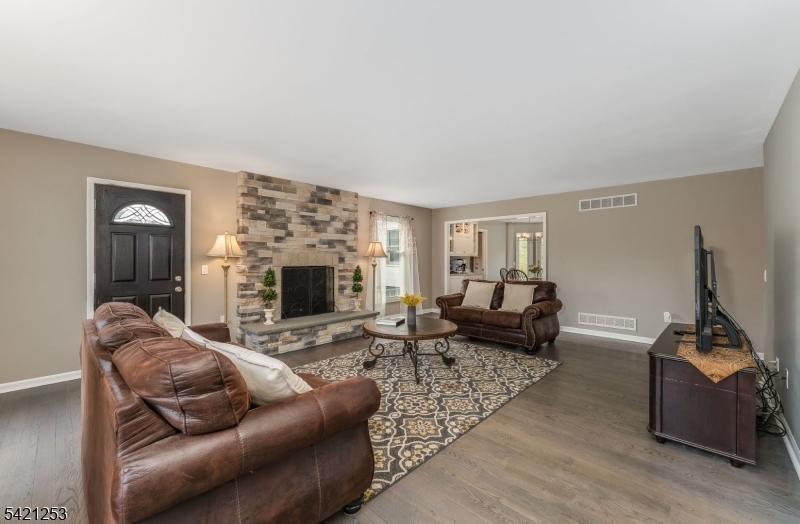 Colnmel Meadows - Residential