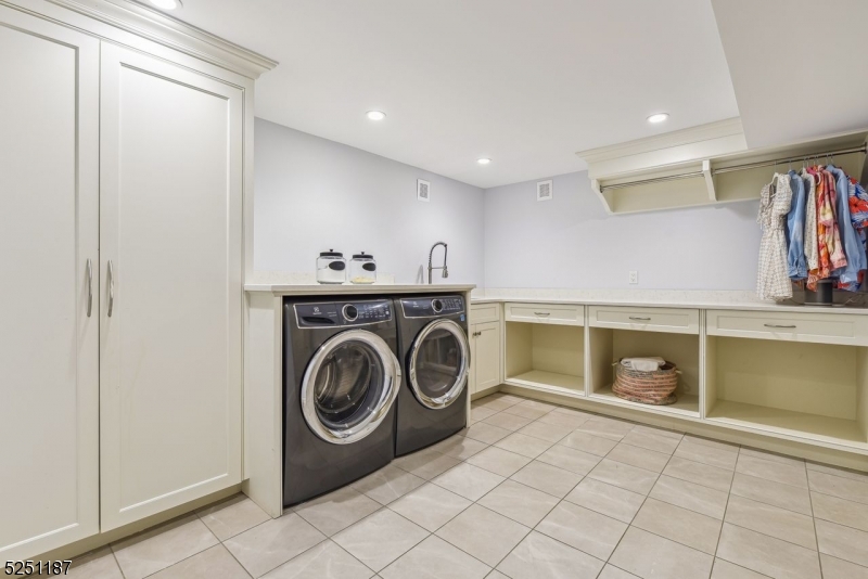 Rolling HIll - Residential