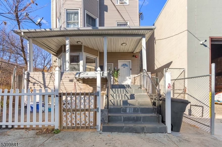 Spacious first floor two bedroom one bathroom unit featuring an eat-in kitchen, living room, full bathroom with tub, vinyl flooring, gas appliances, forced hot air, and on street parking. Tenant is responsible for providing their own fridge and pays electric, heat, and gas bills. Landlord pays water bill. Tenants have use of the backyard.