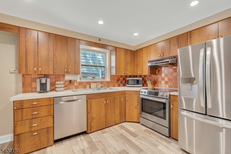 Rainbow Lakes - Residential