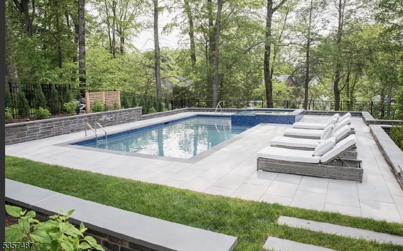 NORTHSIDE - Residential