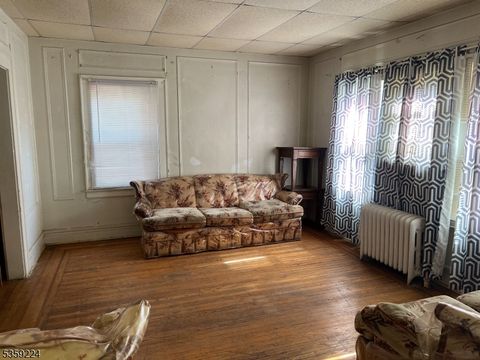 285 N Center St City Of Orange Twp. NJ 07050