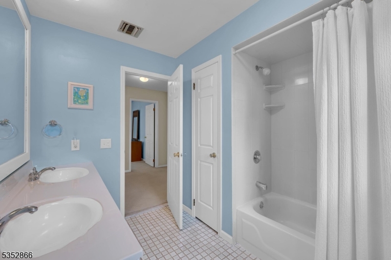 Warwick Estates - Residential