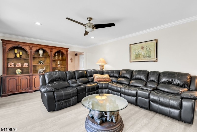 Skyline Ridge - Residential