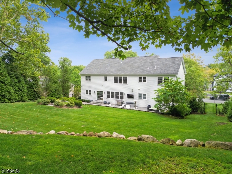 Riker Hill - Residential