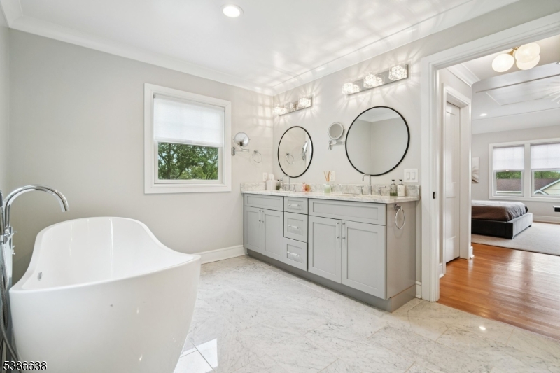 Riker Hill - Residential