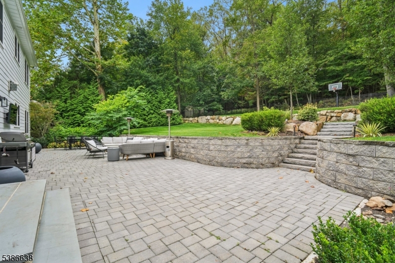 Riker Hill - Residential