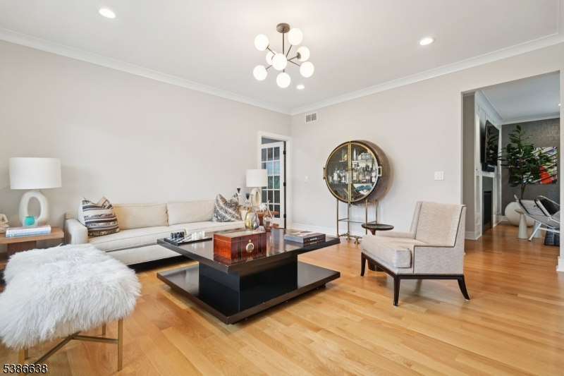 Riker Hill - Residential