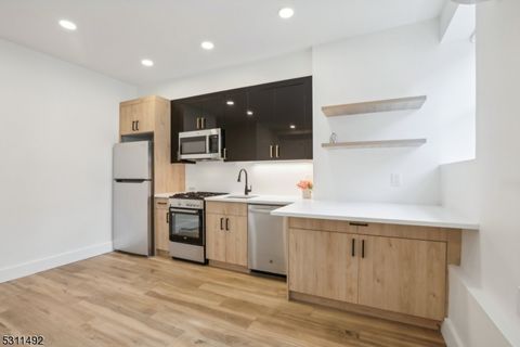 250 Van Horne St Unit 1, Jersey City, NJ 07304 - MLS#: 3922773