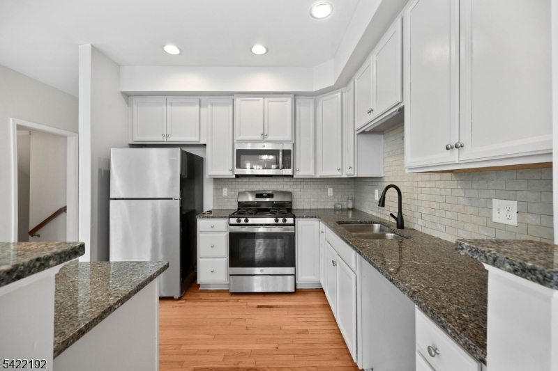 Hamilton Chase - Residential