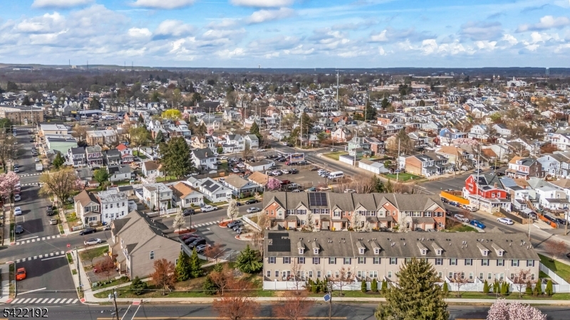 Hamilton Chase - Residential