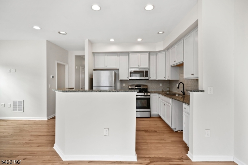 Hamilton Chase - Residential