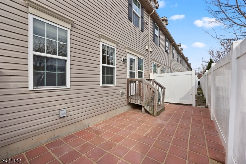 Hamilton Chase - Residential