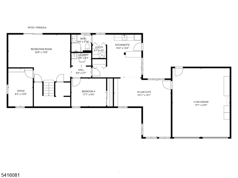 Main image without alt text