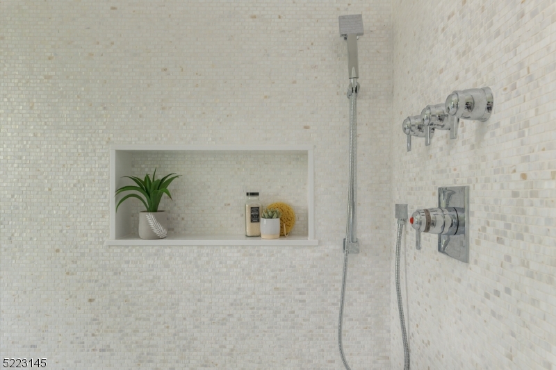 Rolling Hills - Residential