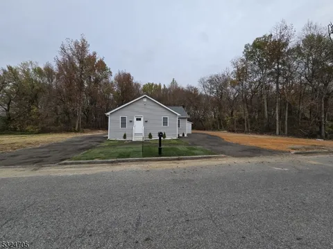 MLS: 3934505