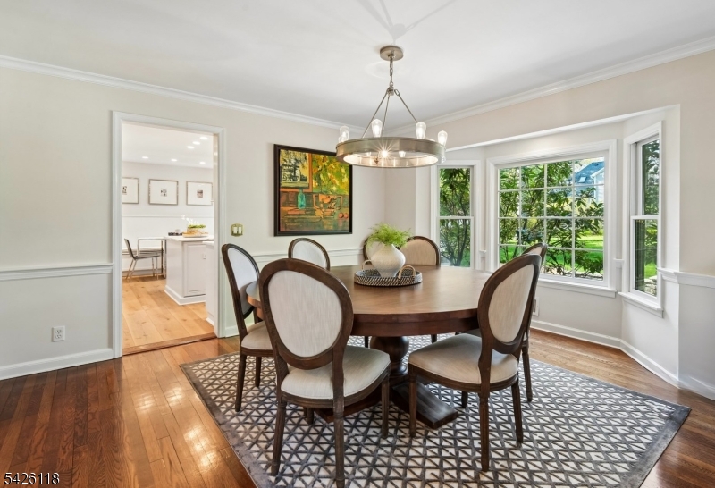 POET'S SECTION - Residential