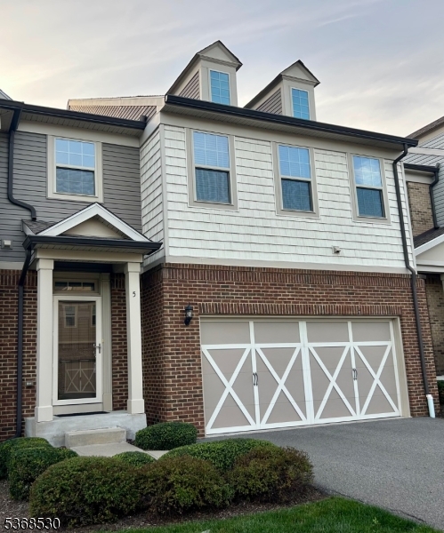 Kensignton Square - Residential