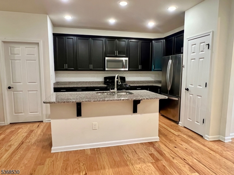 Kensignton Square - Residential