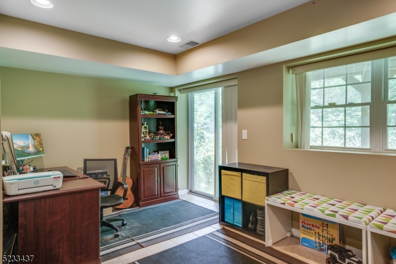 Arrowgate - Residential Lease