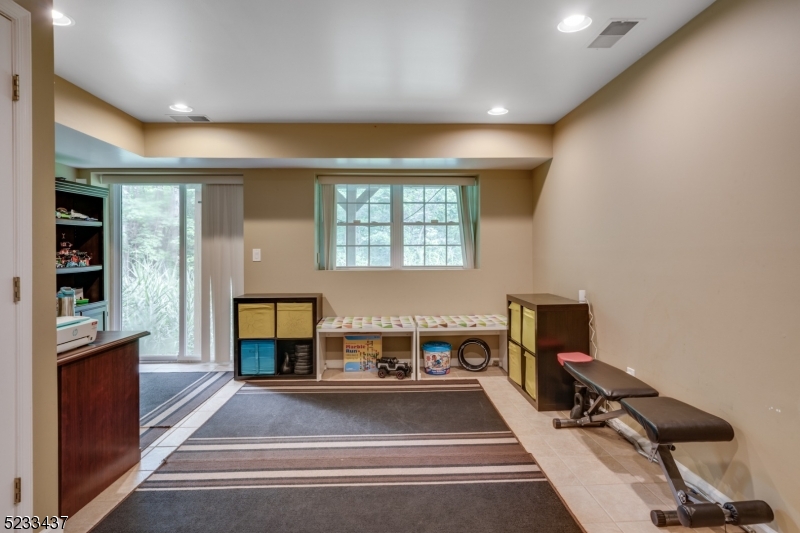 Arrowgate - Residential Lease