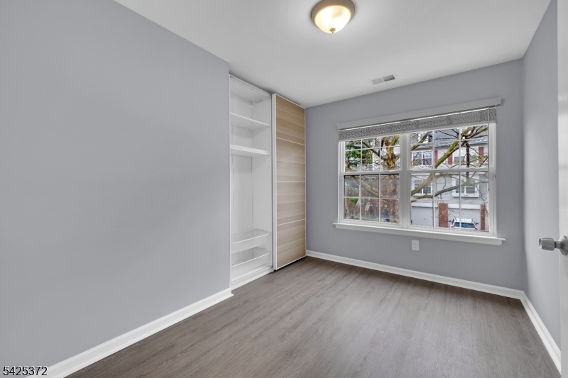 Seasons Glen - Residential Lease