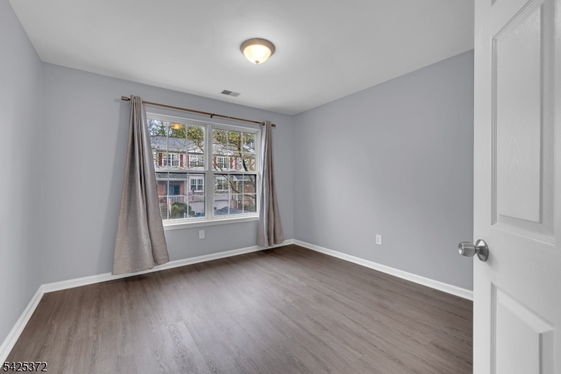 Seasons Glen - Residential Lease